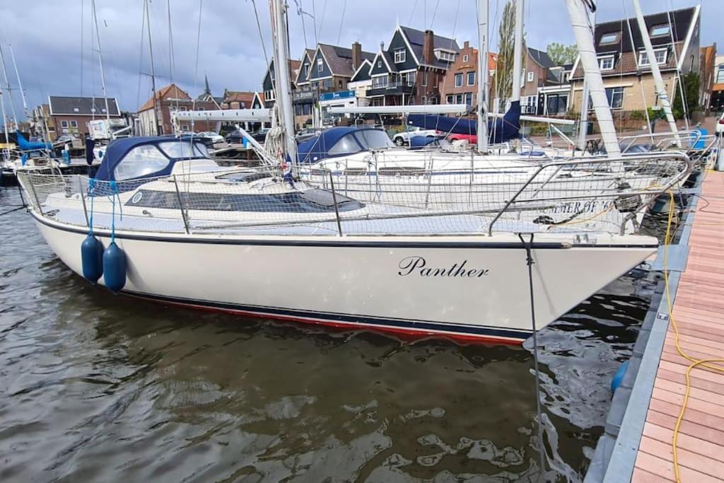Zeiljacht op Urk, Nederland view 2