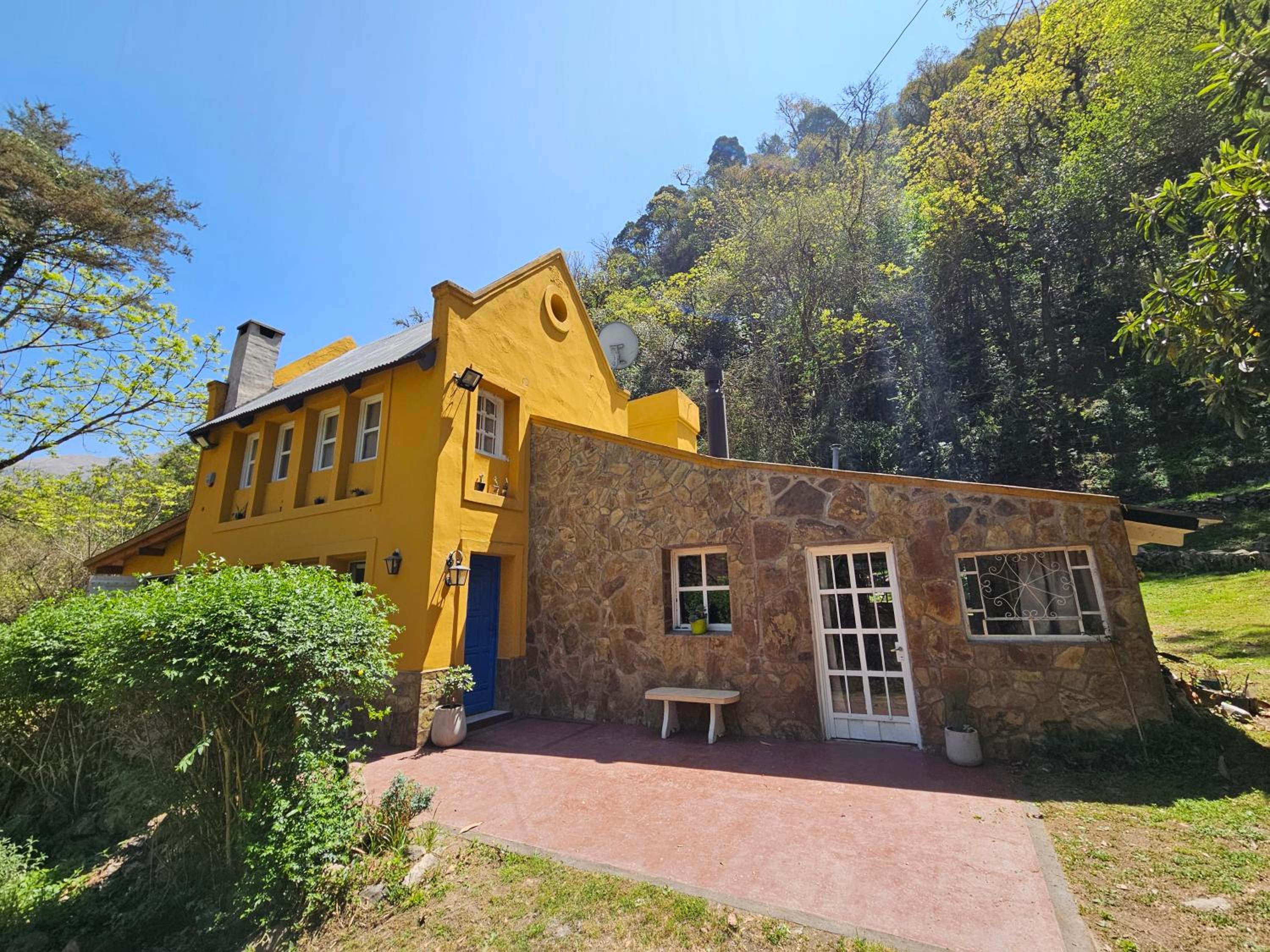 Casa de alquiler, Río Arriba, Los Nogales