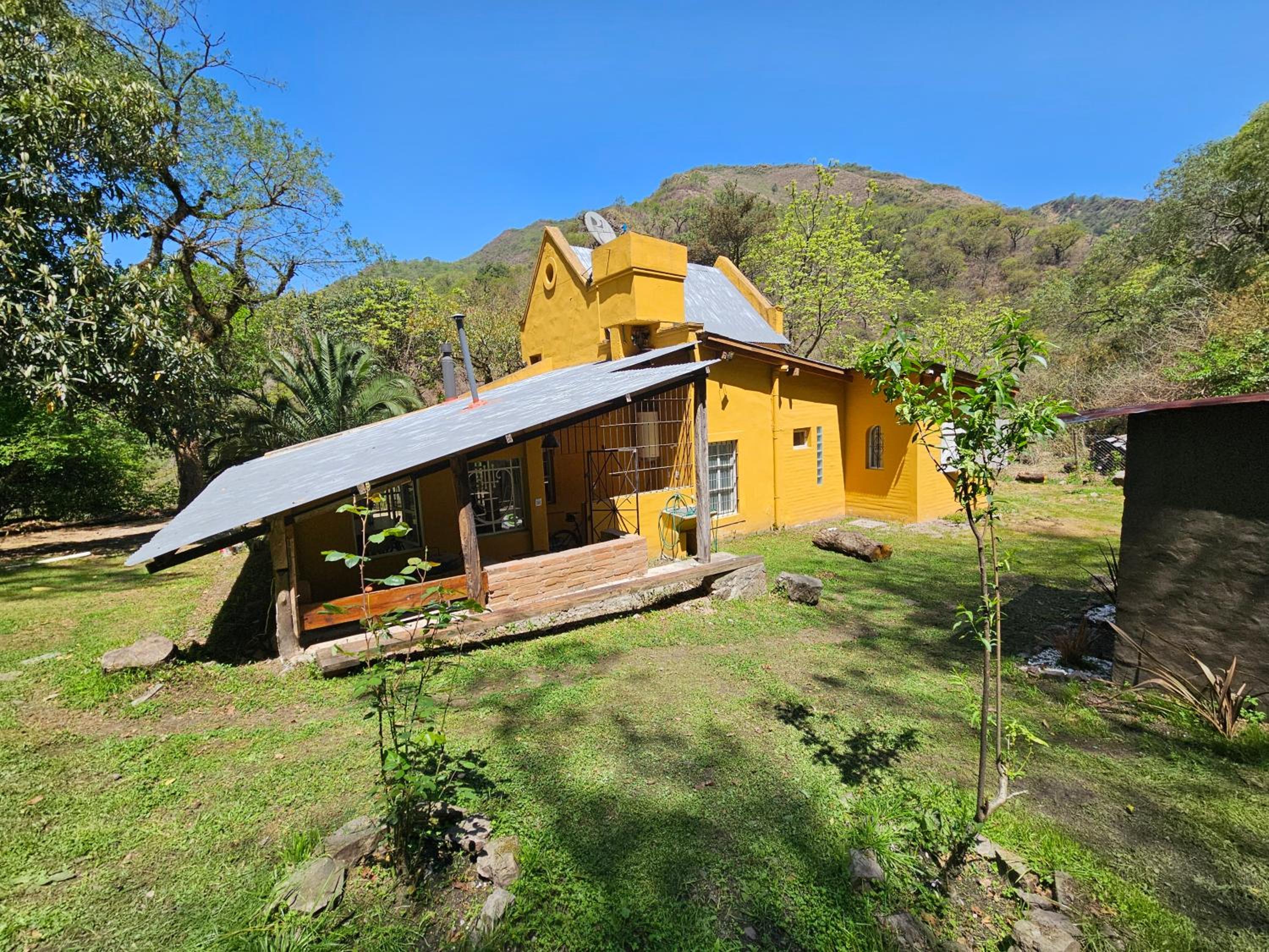 Casa de alquiler, Río Arriba, Los Nogales