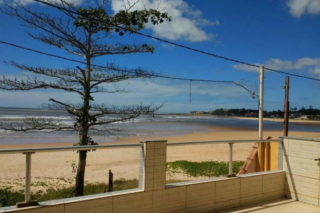 Casa de frente ao mar praia grande Nova Almeida ES
