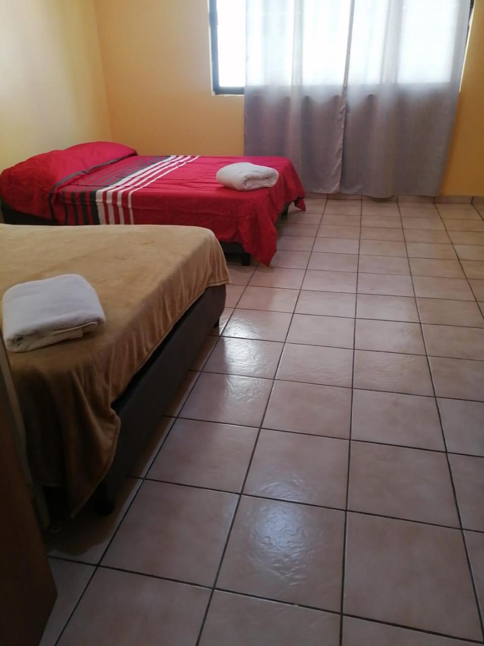Casa Vázquez , "Como en casa" , hospédate con nosotros y recibirás una atención personalizada, servicio y confort nos distingue. view 4