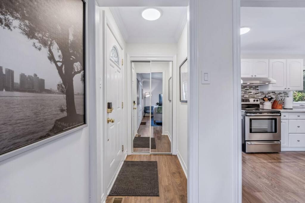 Heritage 3BR Etobicoke Gem, Sherway Gardens, BBQ