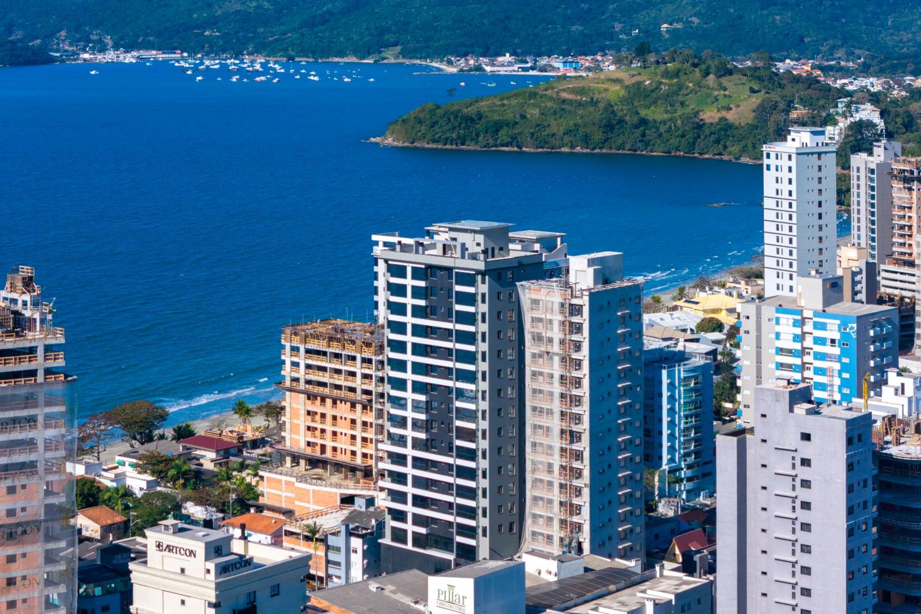 Encantador Apartamento 100m da Praia com vista mar