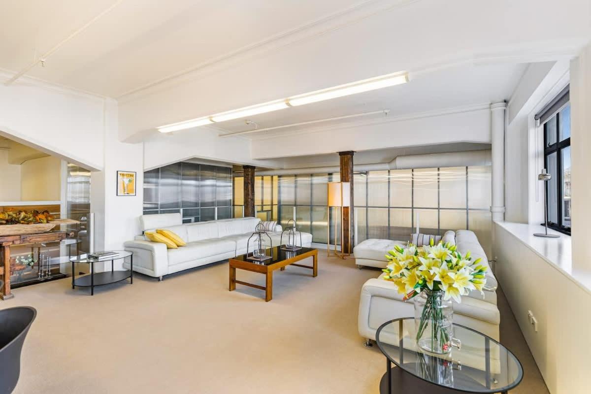 Bedroom on K Road with private bathroom
