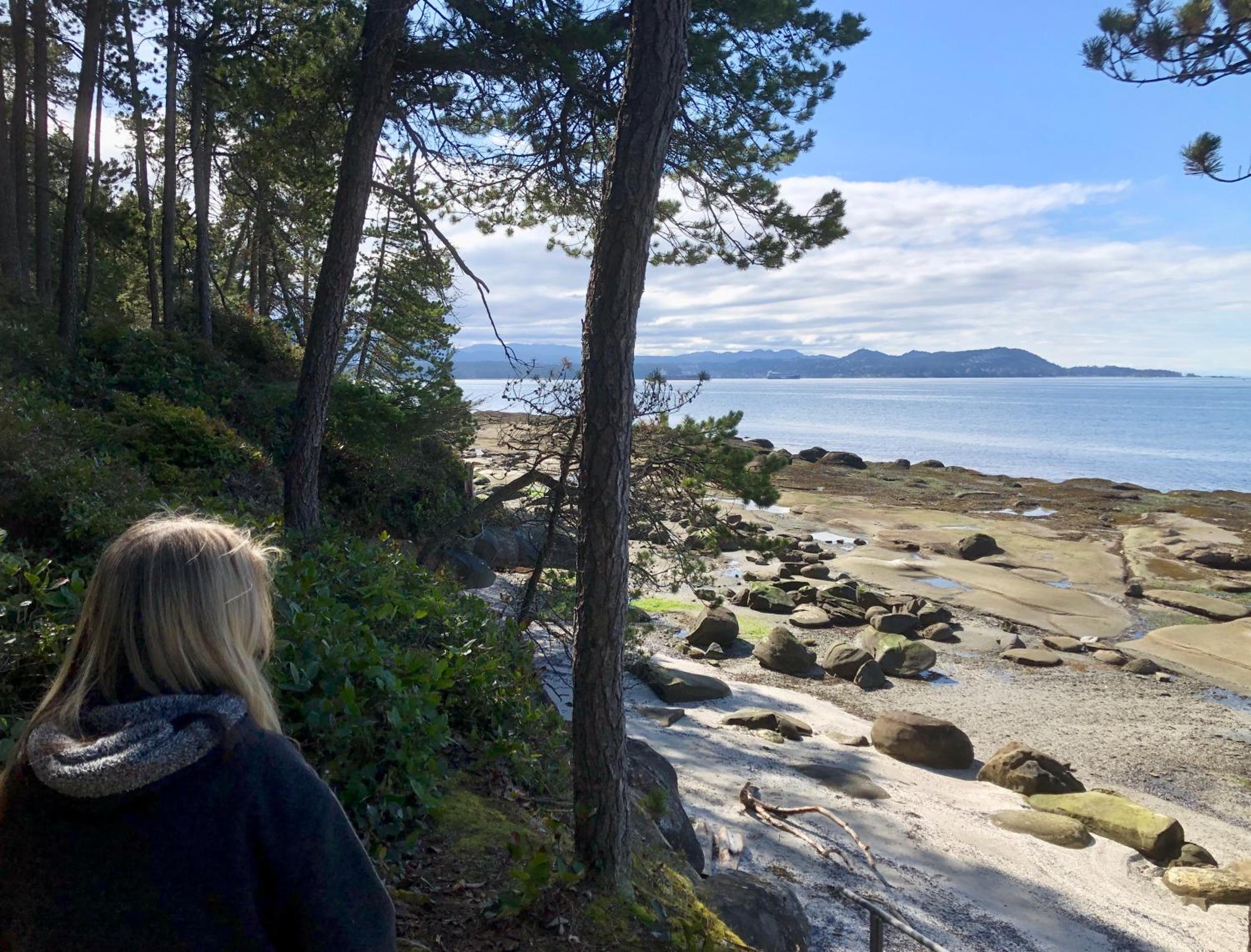 Gabriola Island B&B By The Sea