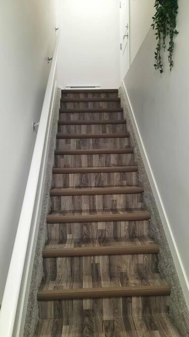 Carsonway Basement Suite