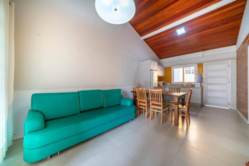 Casa na praia de Bombas
