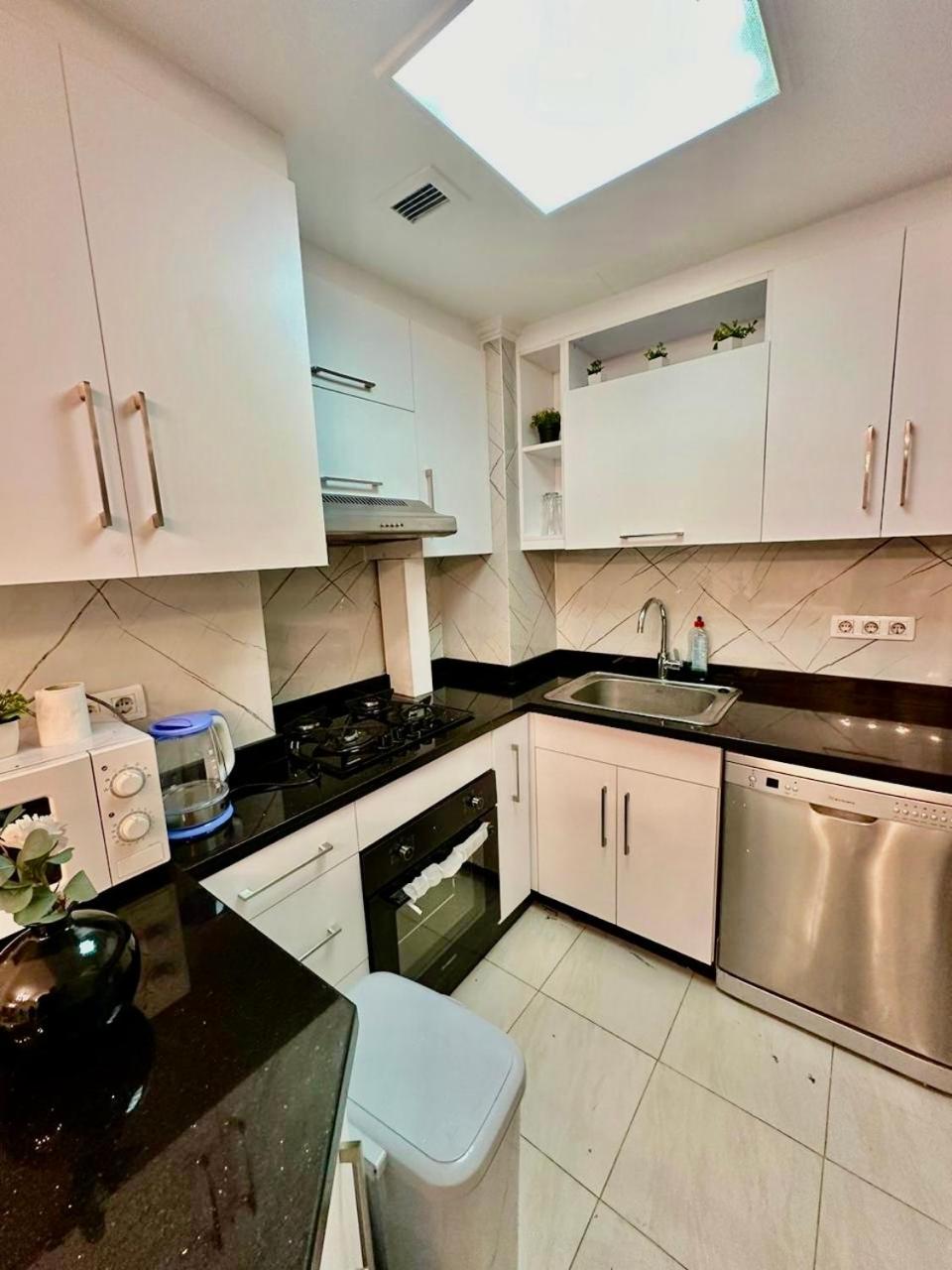 Cozy Apartment On San Stefano Grand Plaza Towers