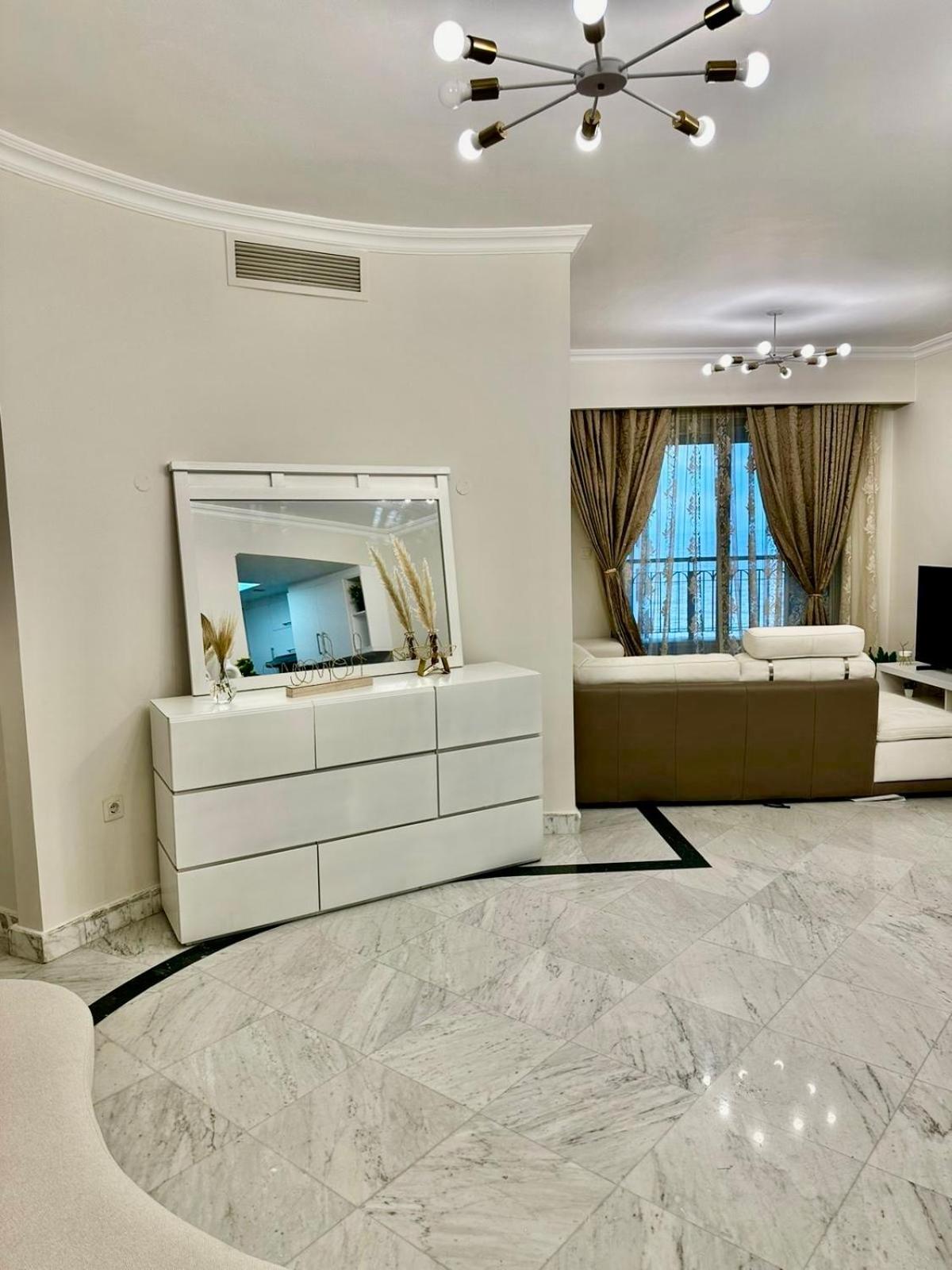 Cozy Apartment On San Stefano Grand Plaza Towers