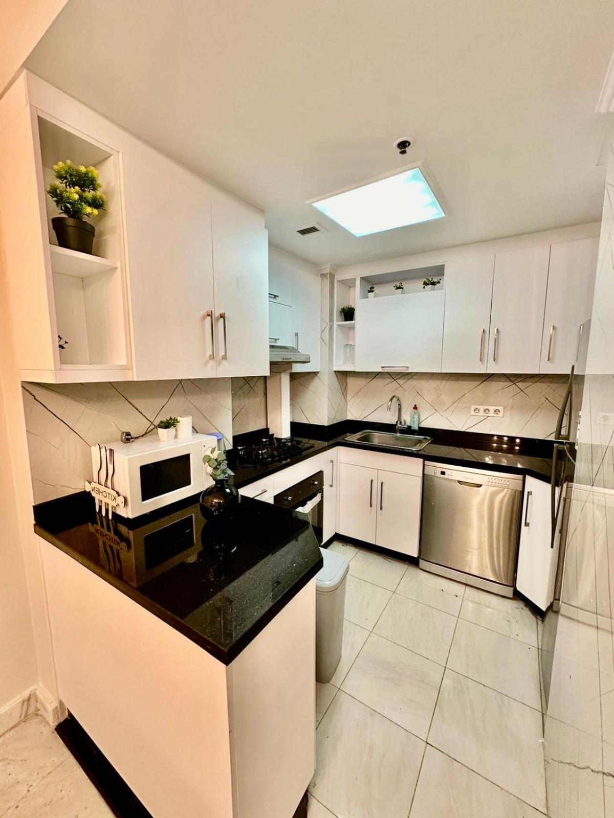 Cozy Apartment On San Stefano Grand Plaza Towers