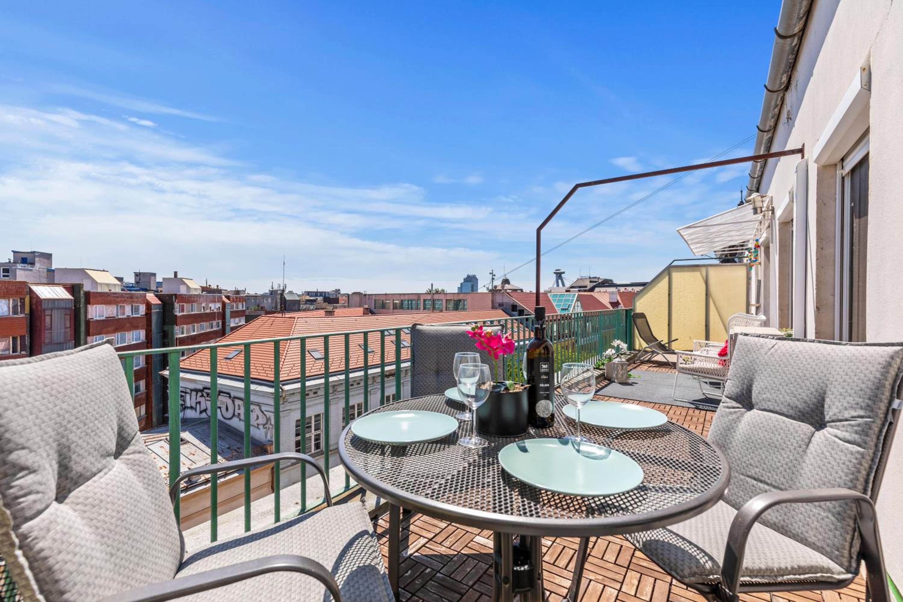 Heart of the City Center 2 rooms by Zaži view 2