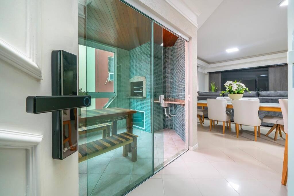 Lindo apartamento na Avenida