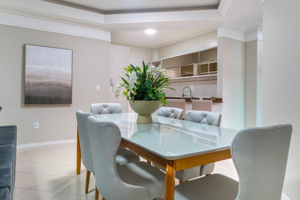 Lindo apartamento na Avenida