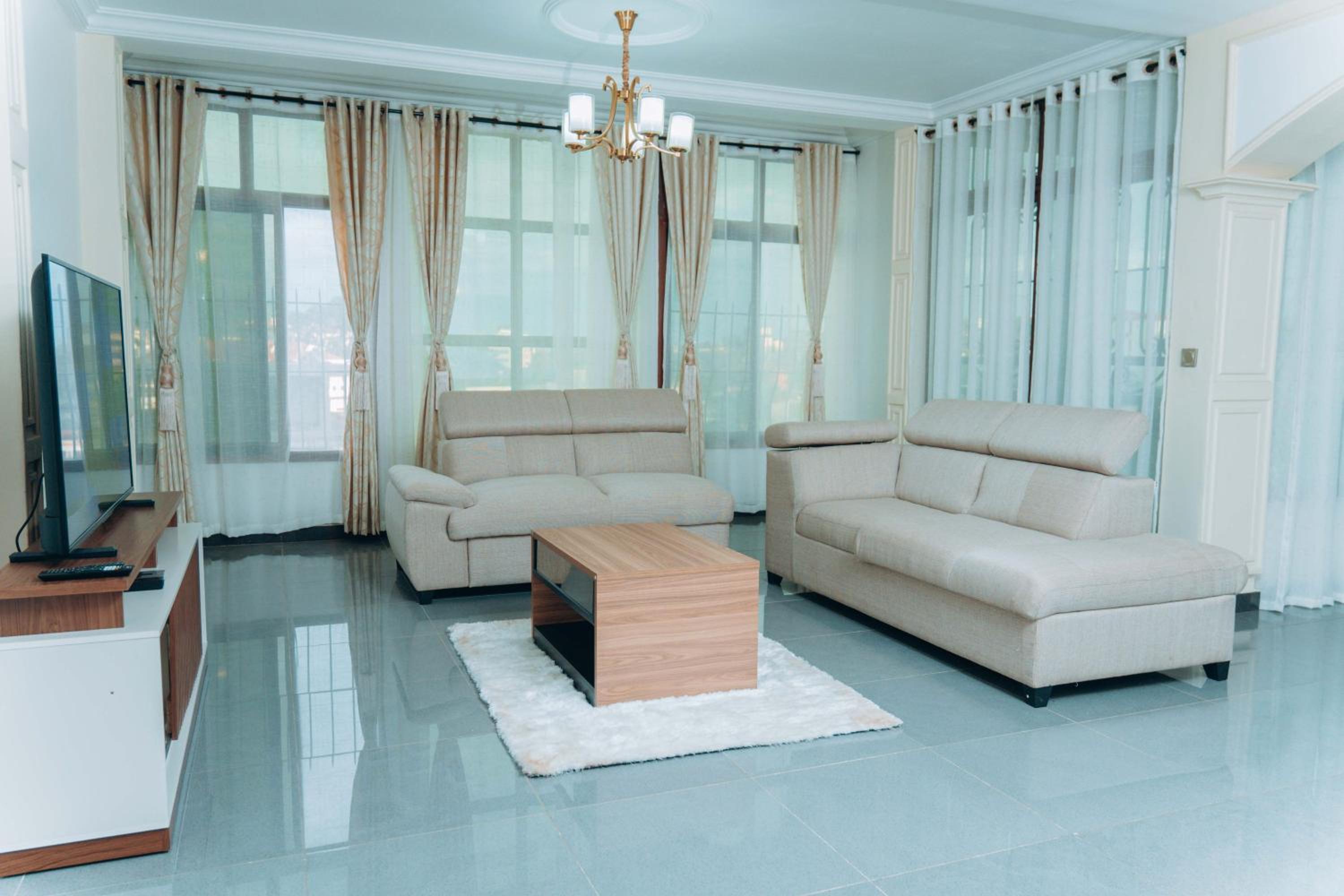 Bekeching Residence - Bastos Yaoundé
