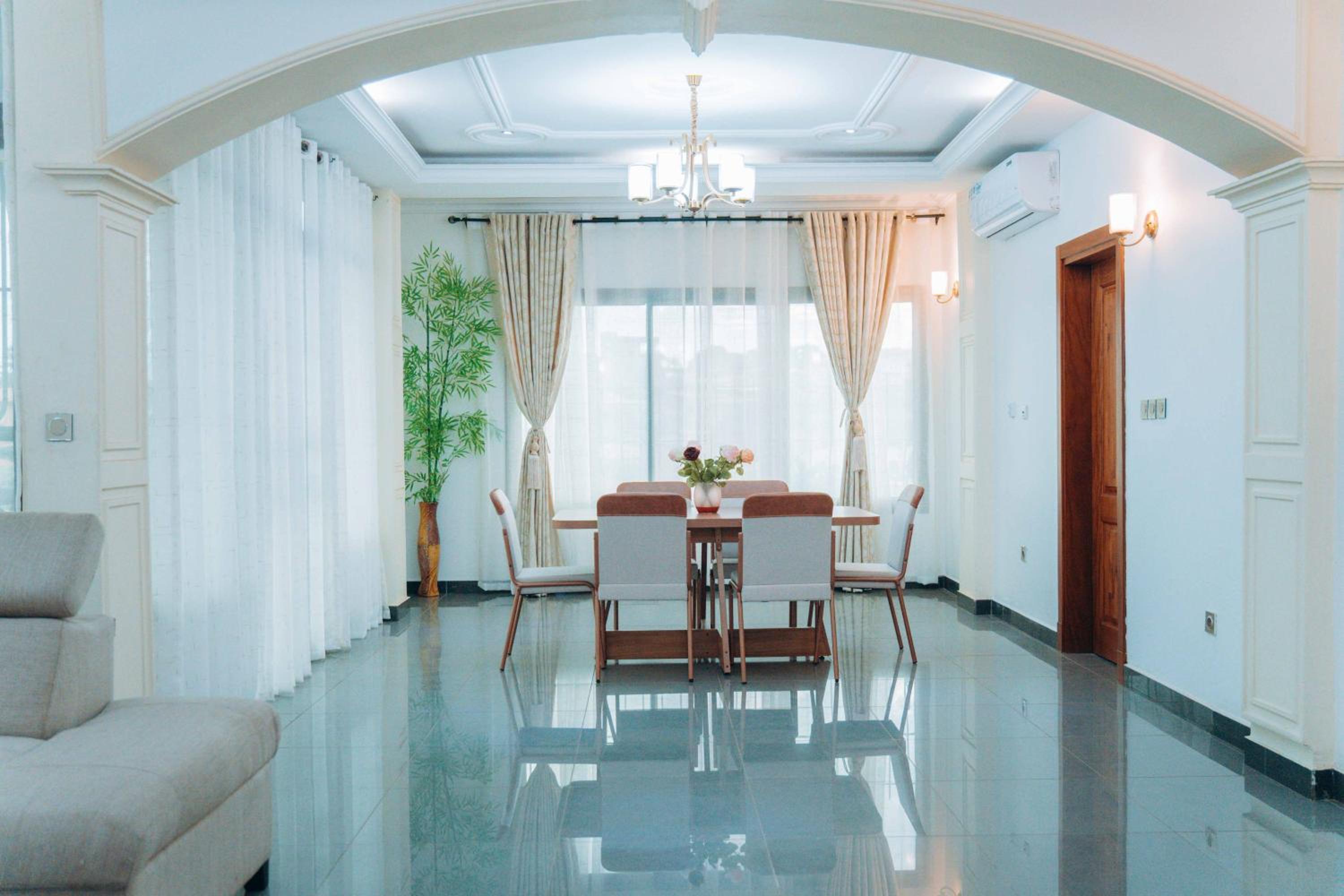 Bekeching Residence - Bastos Yaoundé
