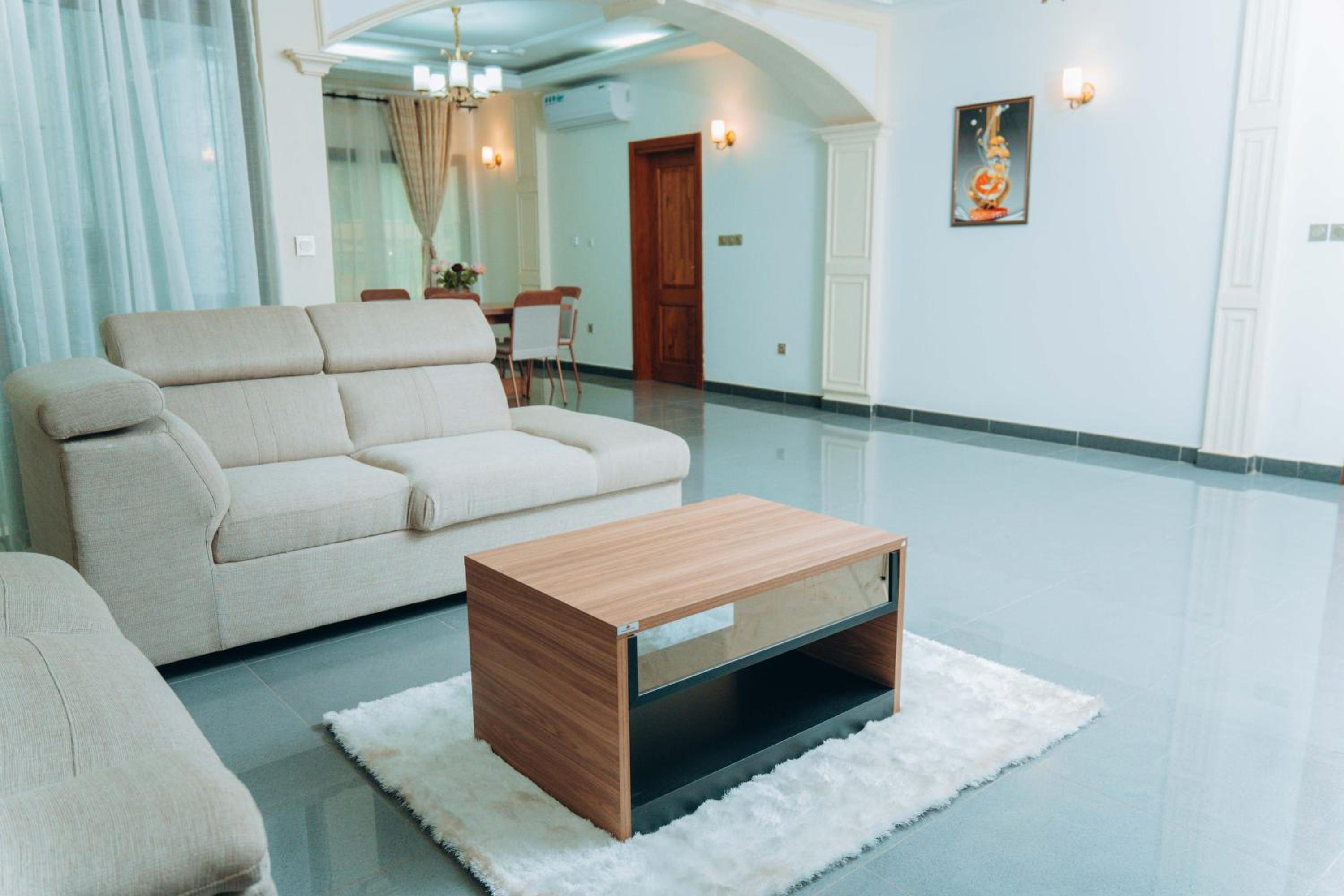 Bekeching Residence - Bastos Yaoundé