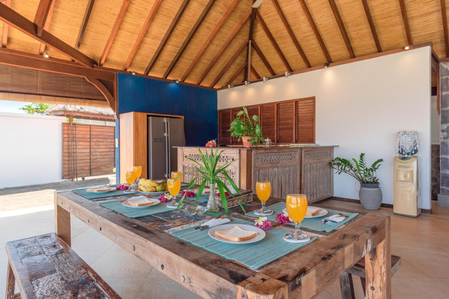 Villa Mia with Amazing Pool view 4