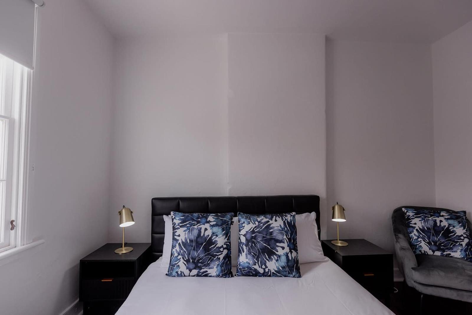 'Fifteen=' - Heritage Terrace in Battery Point