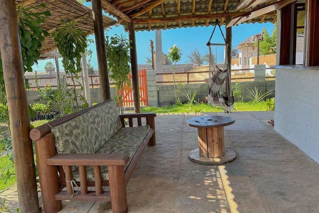 Chalé em Condomínio - Vista Mar - Hidro e Piscina