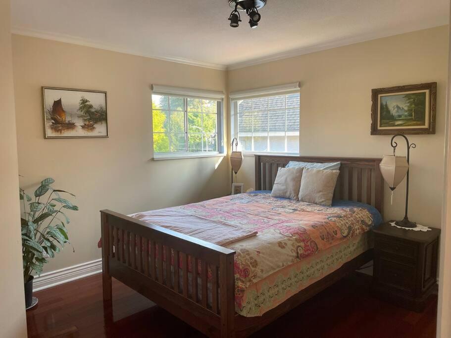 Cheerful exclusively whole house 3bedroom 3bath