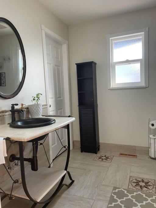 Cheerful exclusively whole house 3bedroom 3bath