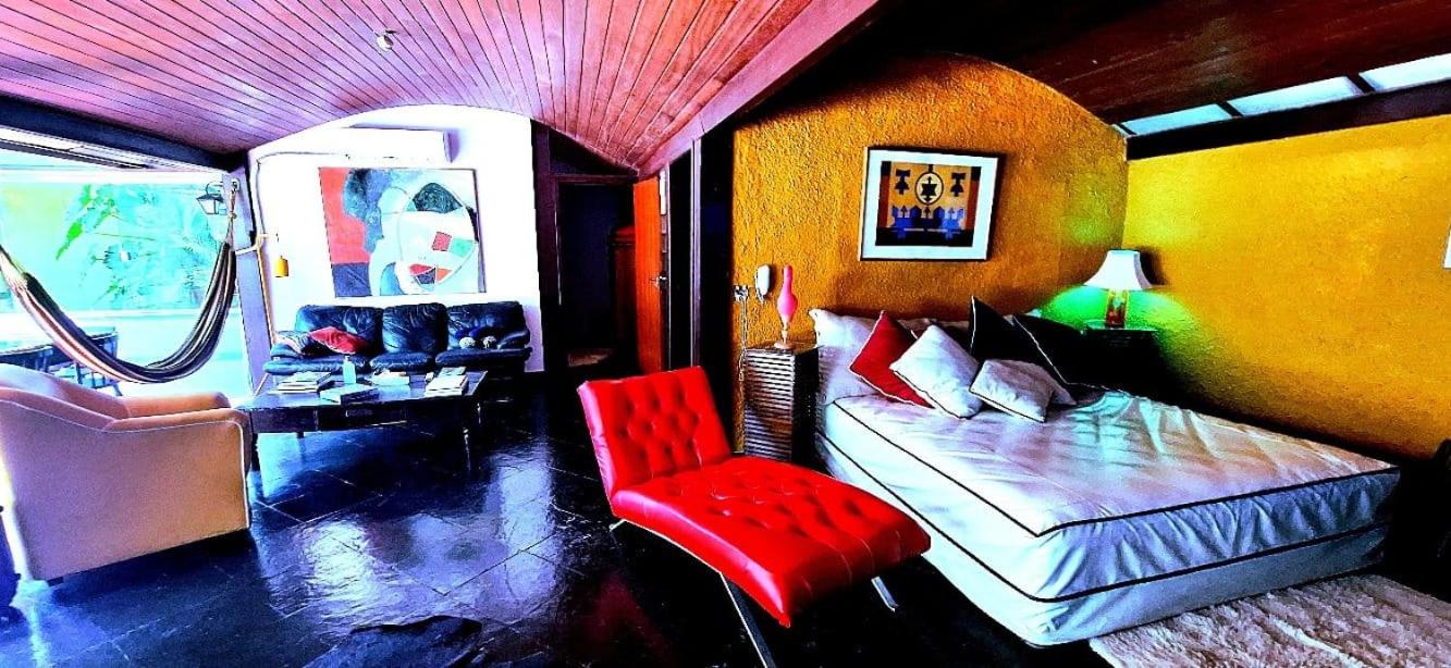 Casa 6 quartos piscina e sauna
