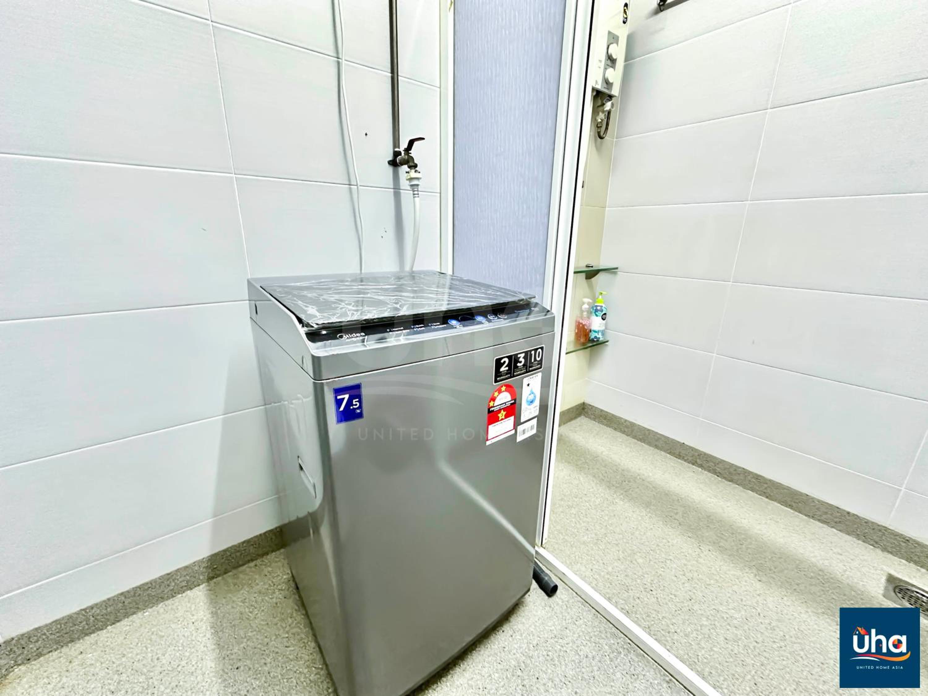 Akademik Suite by RR JBcity