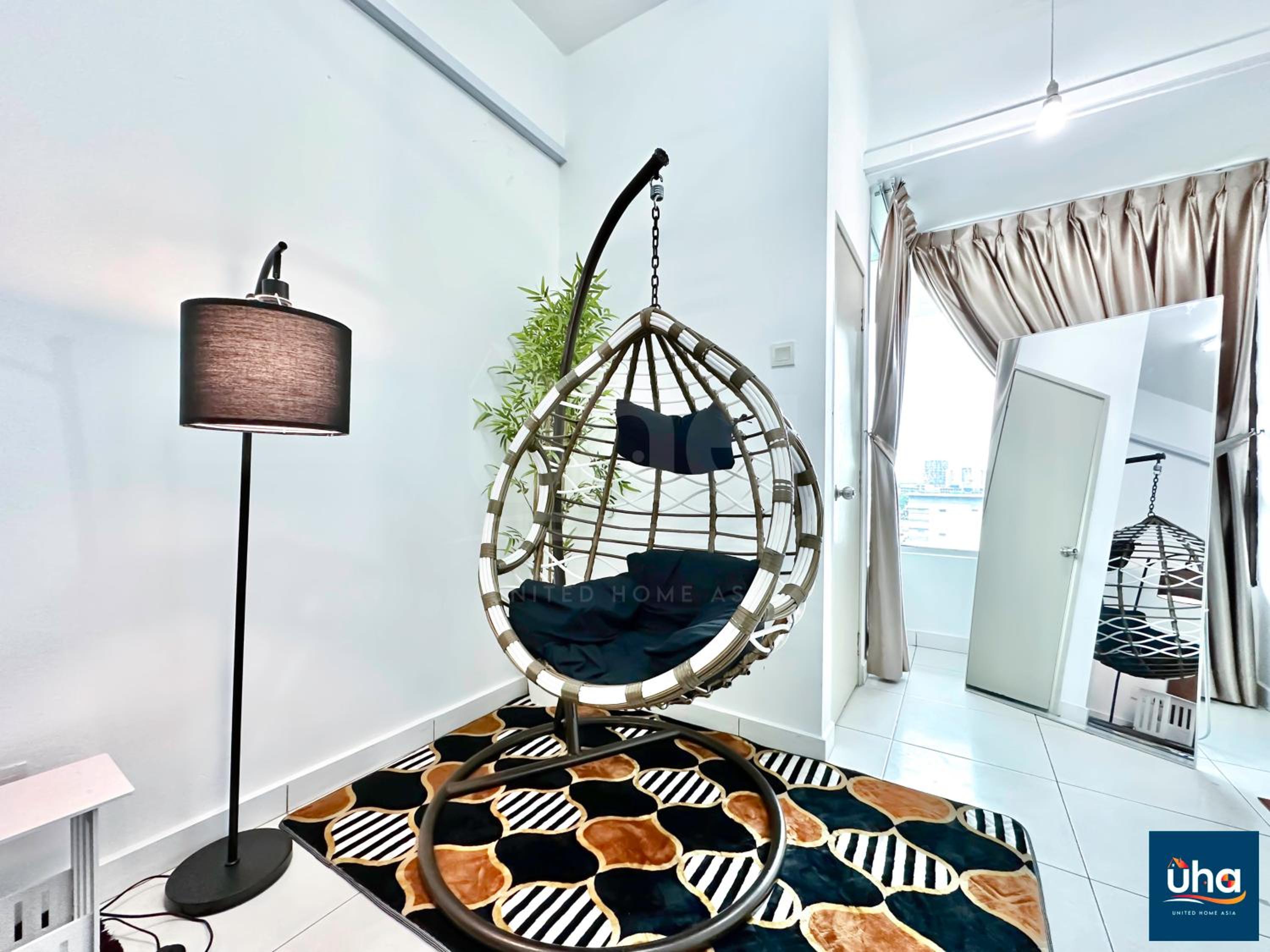 Akademik Suite by RR JBcity