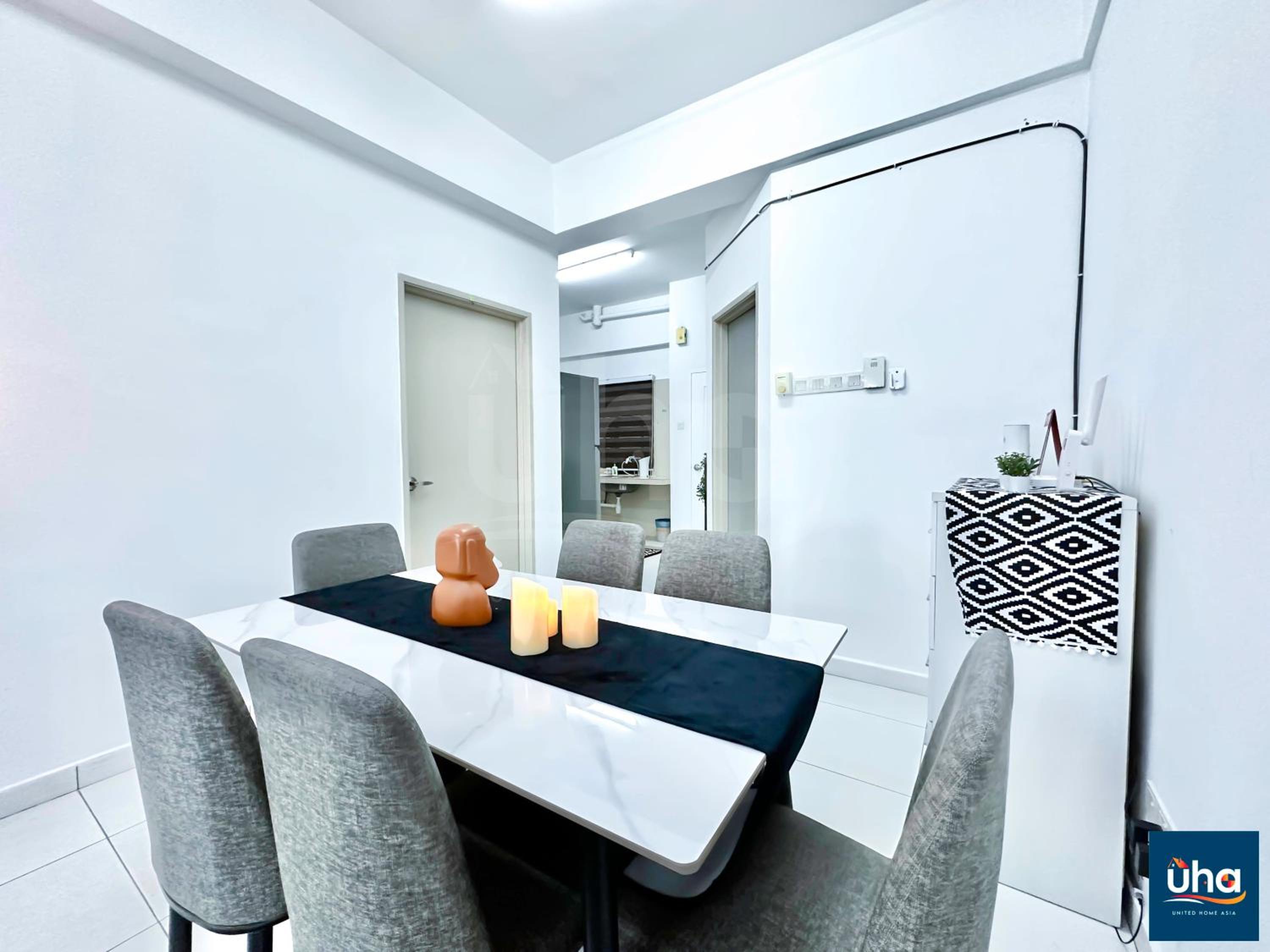 Akademik Suite by RR JBcity