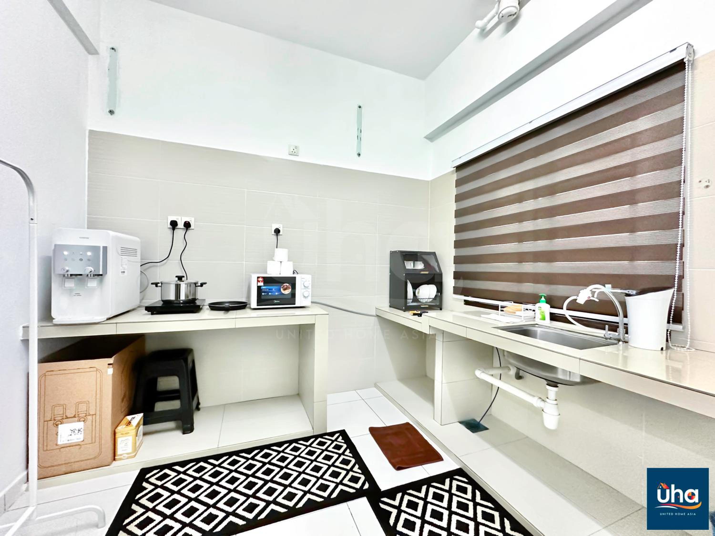 Akademik Suite by RR JBcity