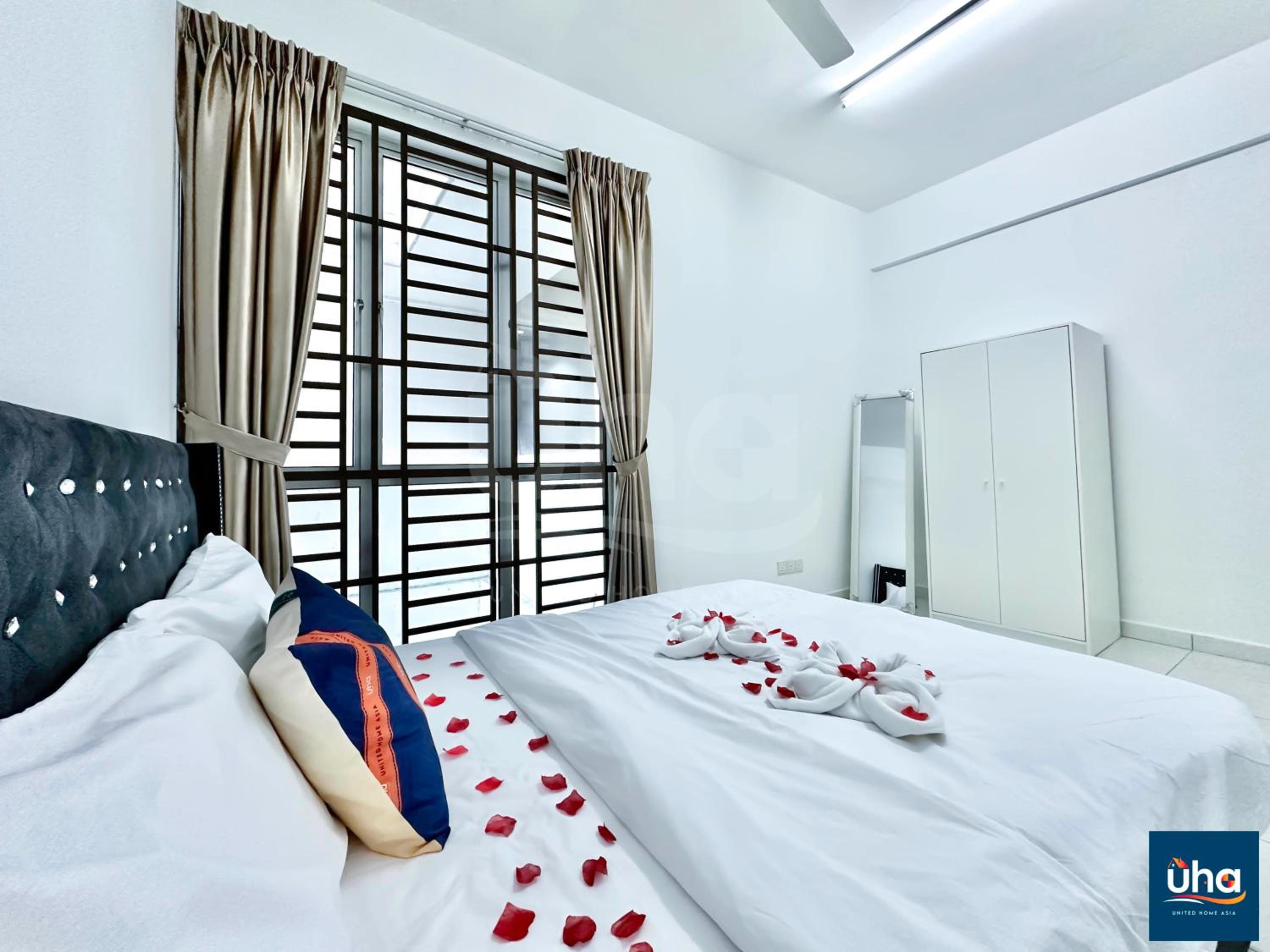Akademik Suite by RR JBcity