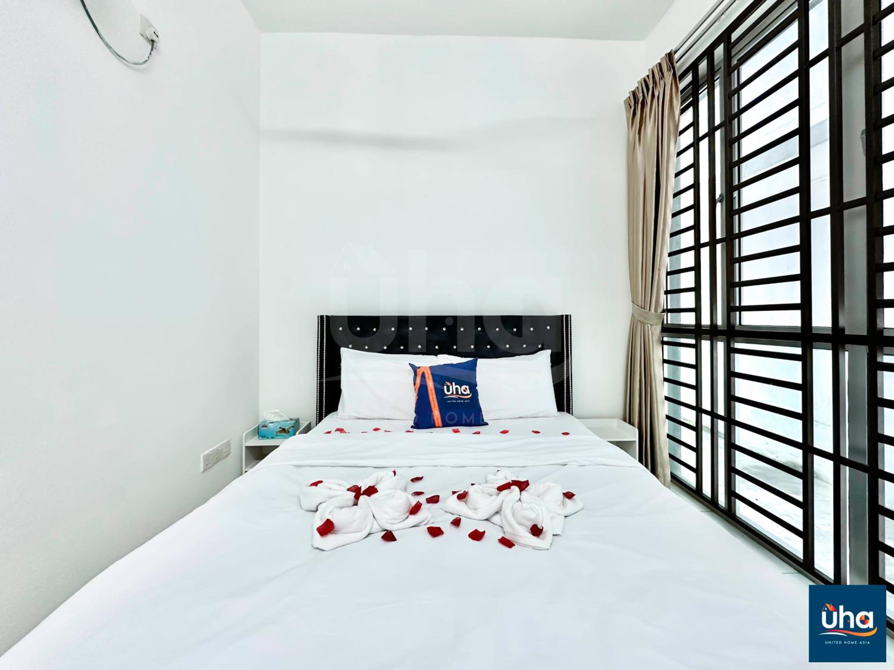 Akademik Suite by RR JBcity