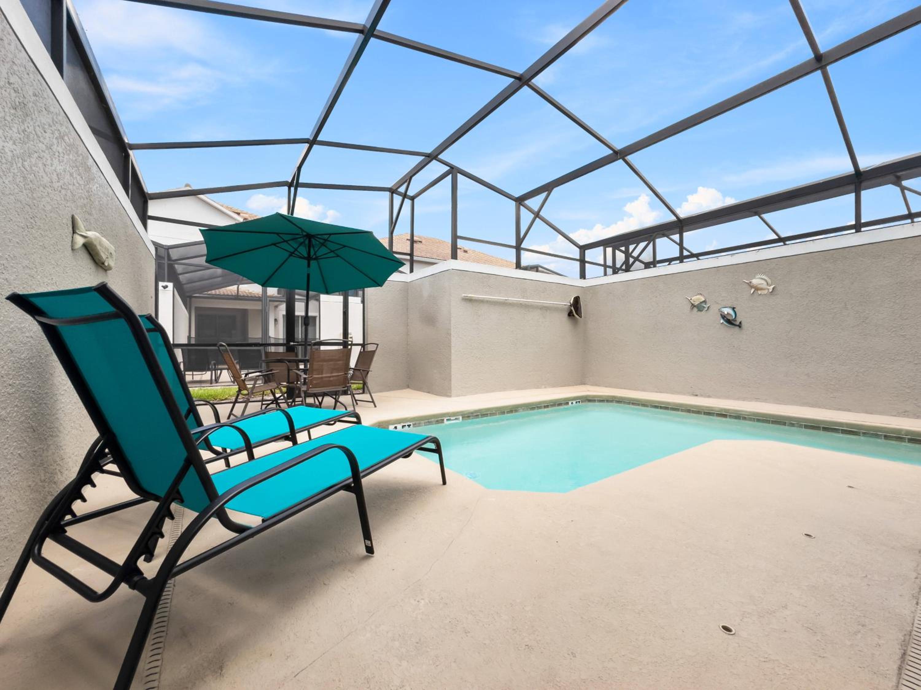 4978 Luxurious 4BR Sunshine Getaway at Storey Lake view 3
