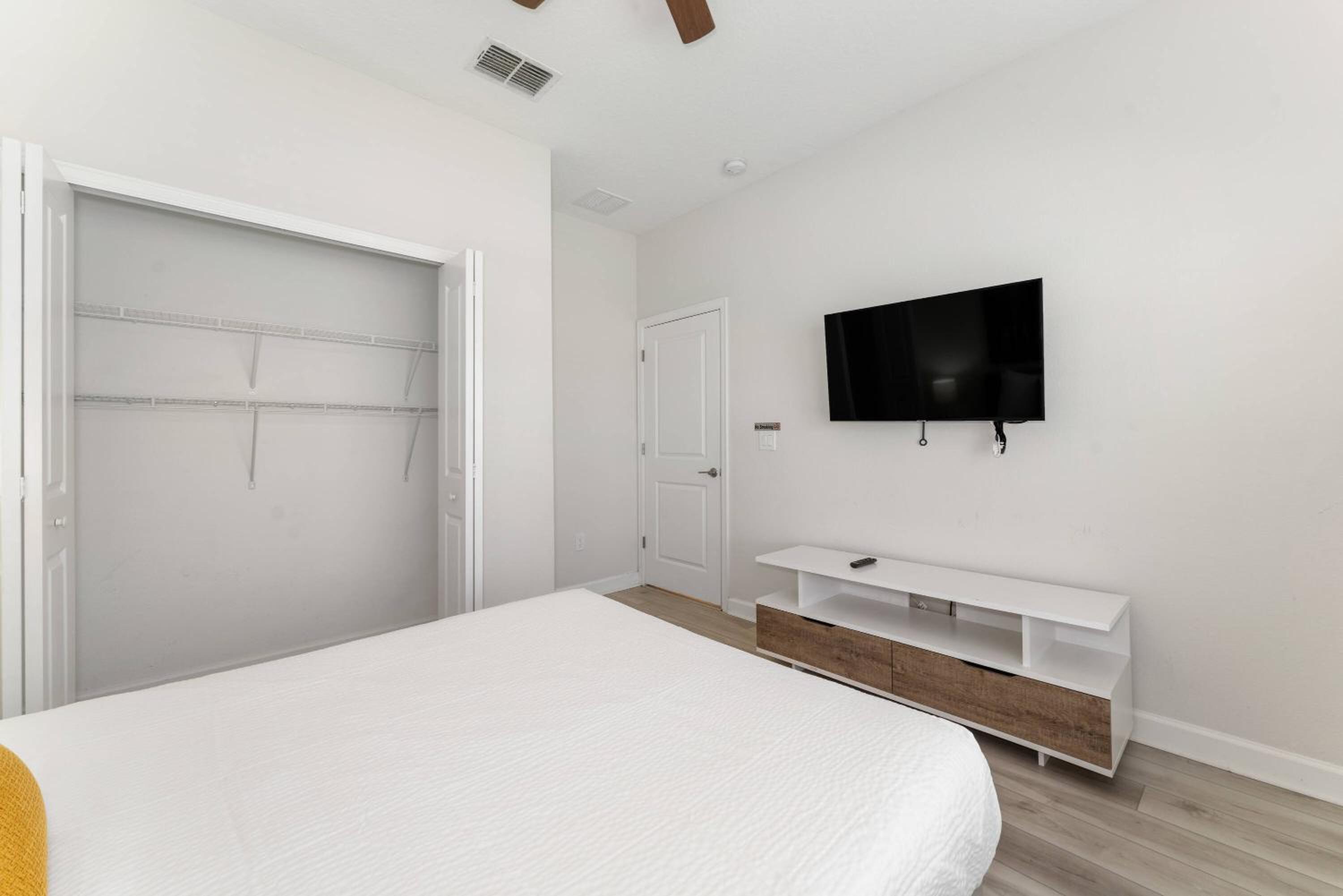Townhome with pool at Storey Lake view 5