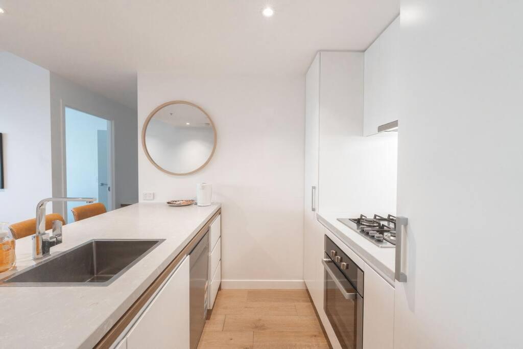 FV Peppers 2BR 2BA w Parking, Shared Spa, Gym, Pool