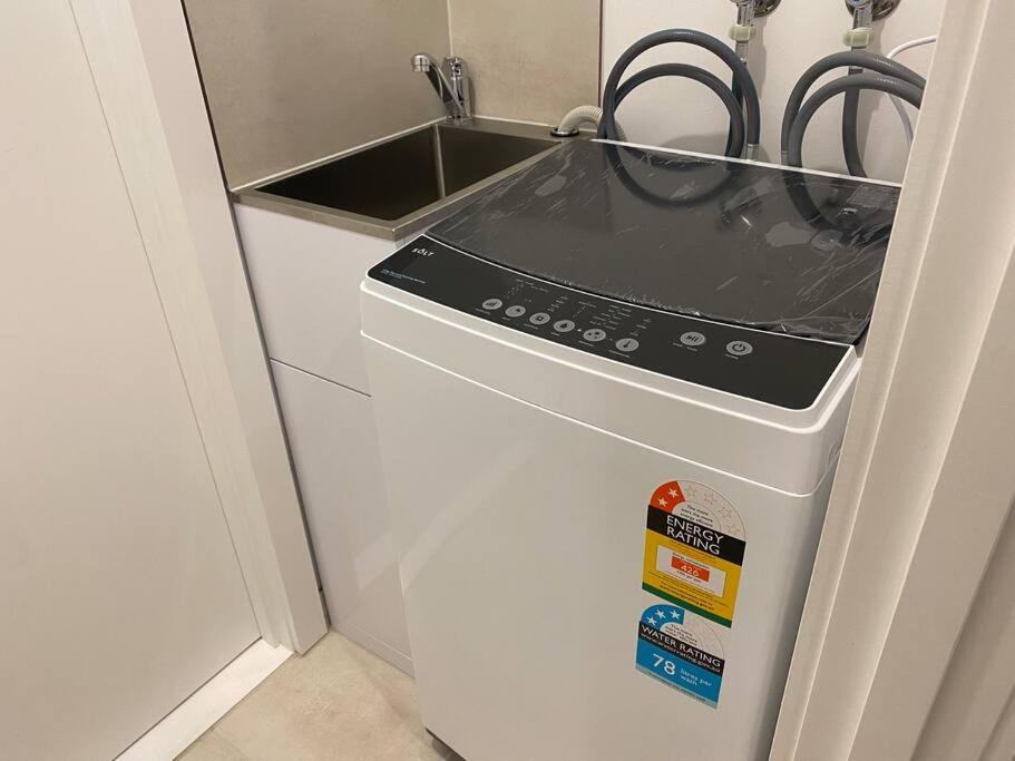 30 Minutes to Airport-3BR-Unfurnished-LUGarage-29G