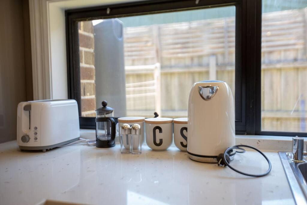 Family Oasis Walking distance to Chadstone SC