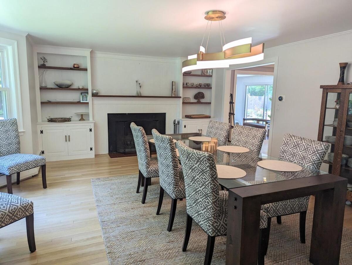Private and Peaceful 4BD Home view 5