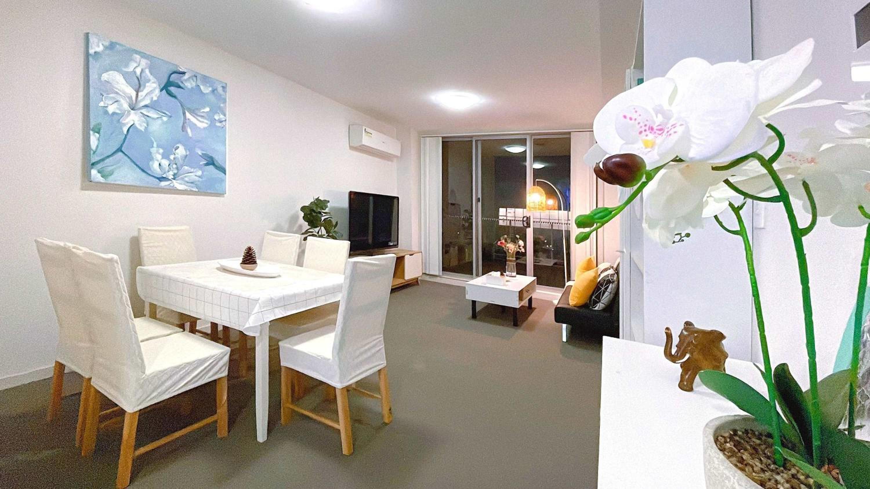 MetaWise 2BR Apartment in Heart of Hurlstone Park