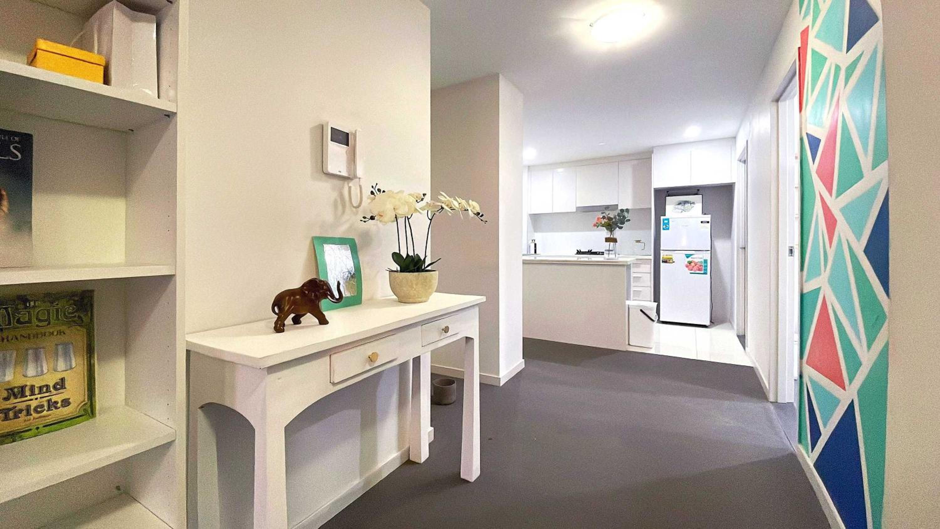 MetaWise 2BR Apartment in Heart of Hurlstone Park