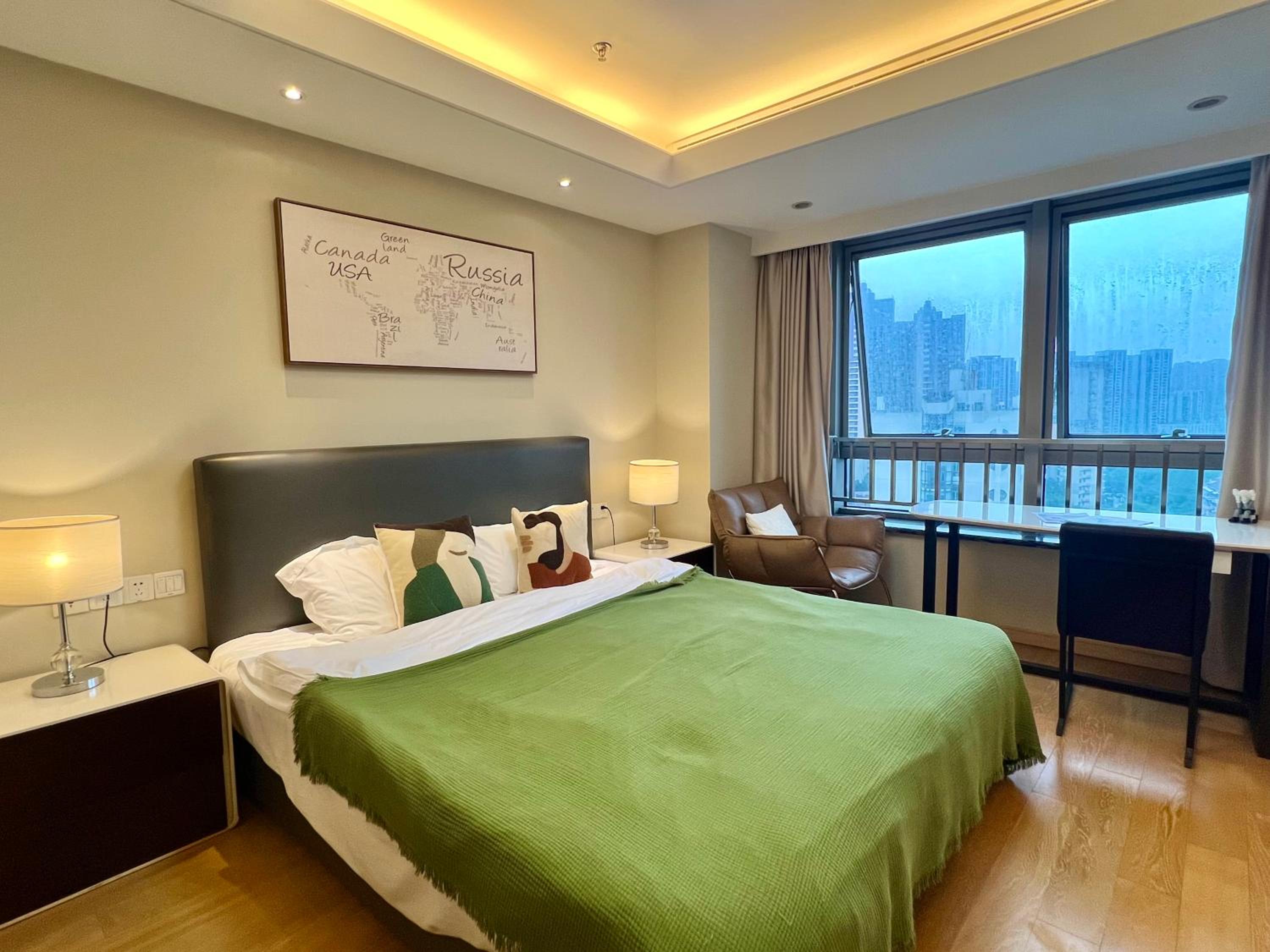 Shanghai Lerongju Boutique Apartment Metro Line 8 20meter