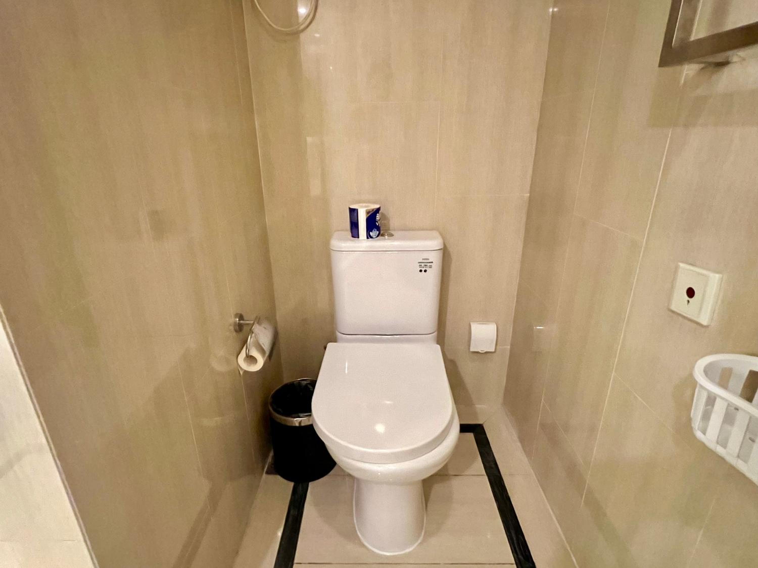 Shanghai Lerongju Boutique Apartment Metro Line 8 20meter