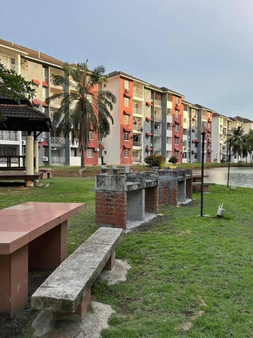 Holiday Home PD Perdana Condo photo 8