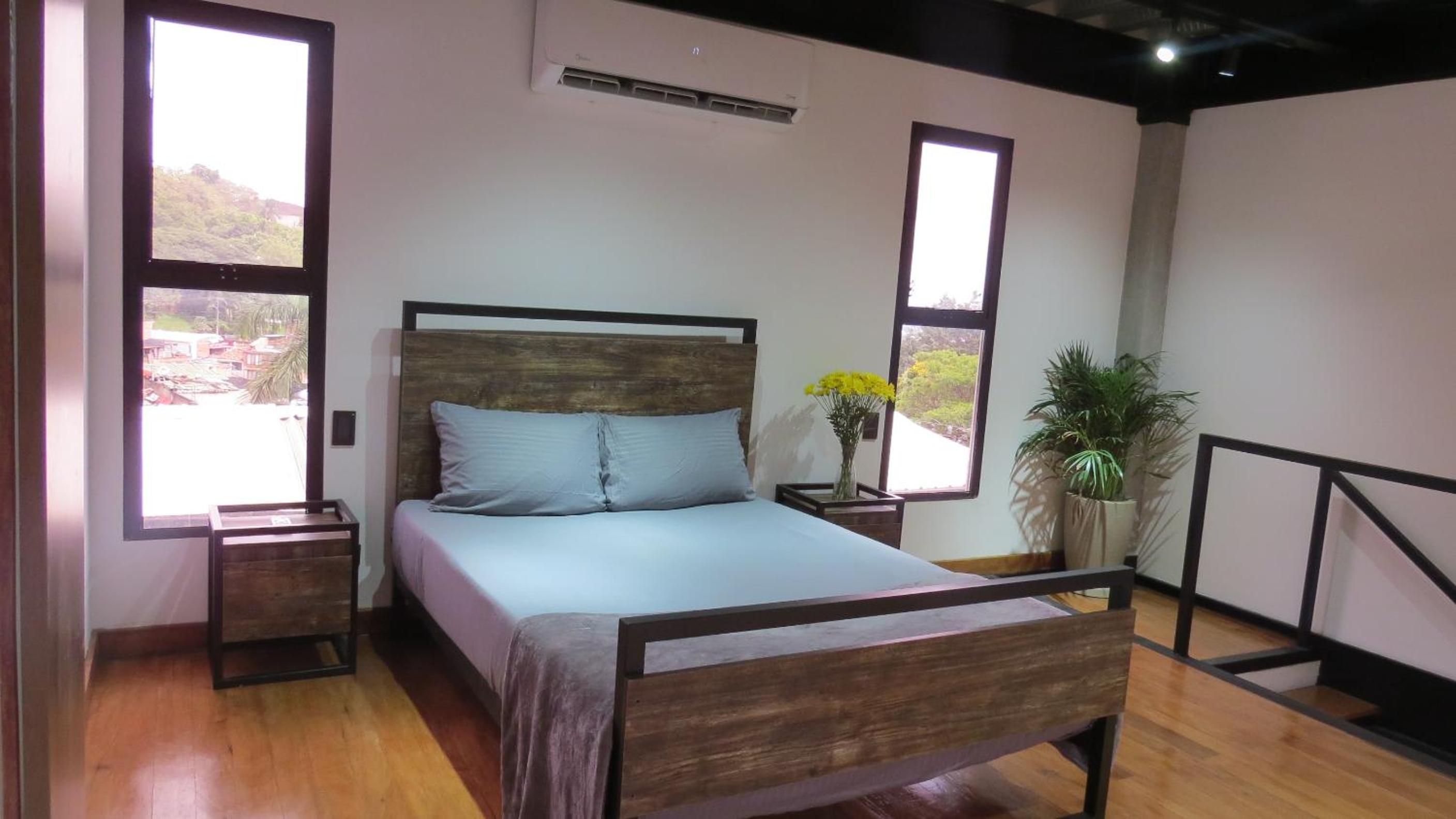 Moderno lotf estilo industrial