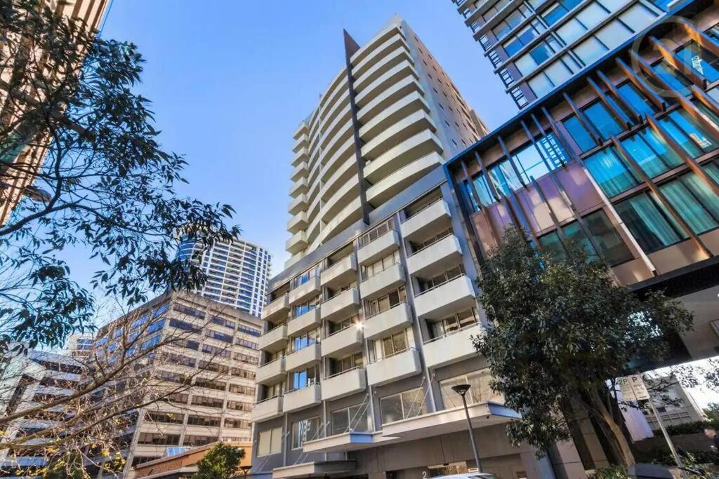 LN405 St Leonards Sophistication Spacious Studio