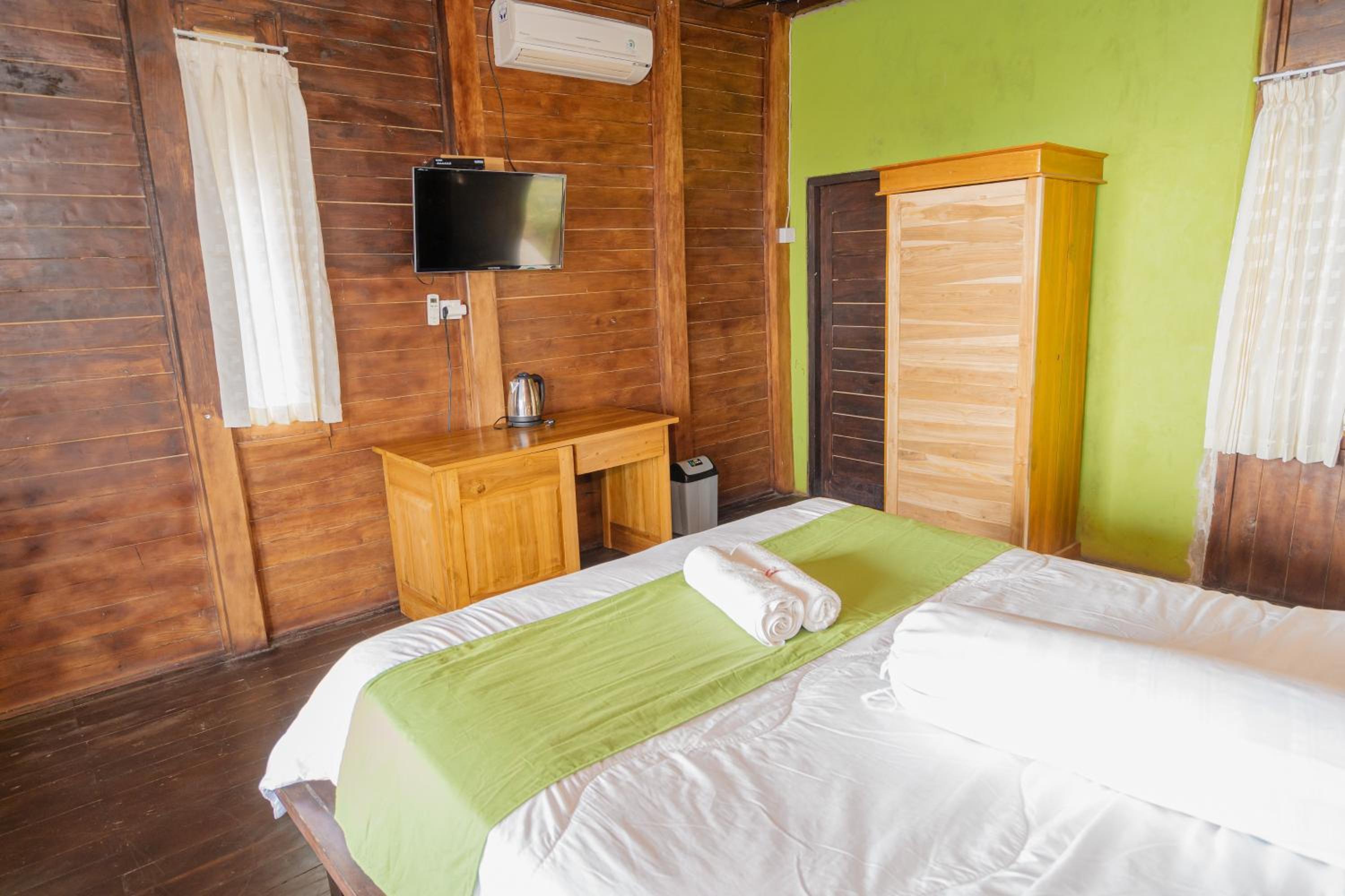 The Somayan Bungalows view 5