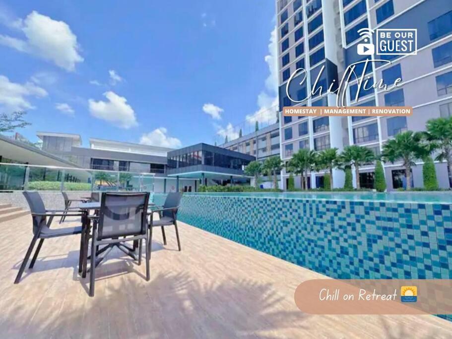 JBTown Midvalley KSL-5minCIQ Veranda SUPER Pool 5GNetflix Biz Suite by ChillTime Homestay