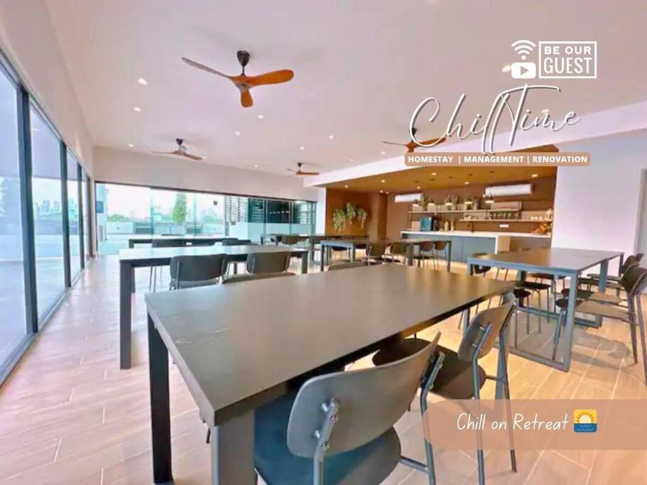 JBTown Midvalley KSL-5minCIQ Veranda SUPER Pool 5GNetflix Biz Suite by ChillTime Homestay