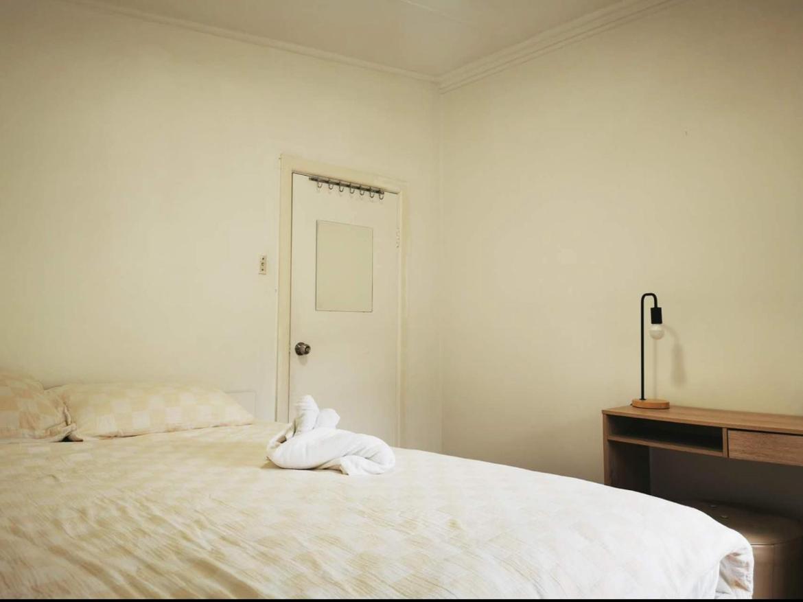 Charming Guesthouse in Eastlakes