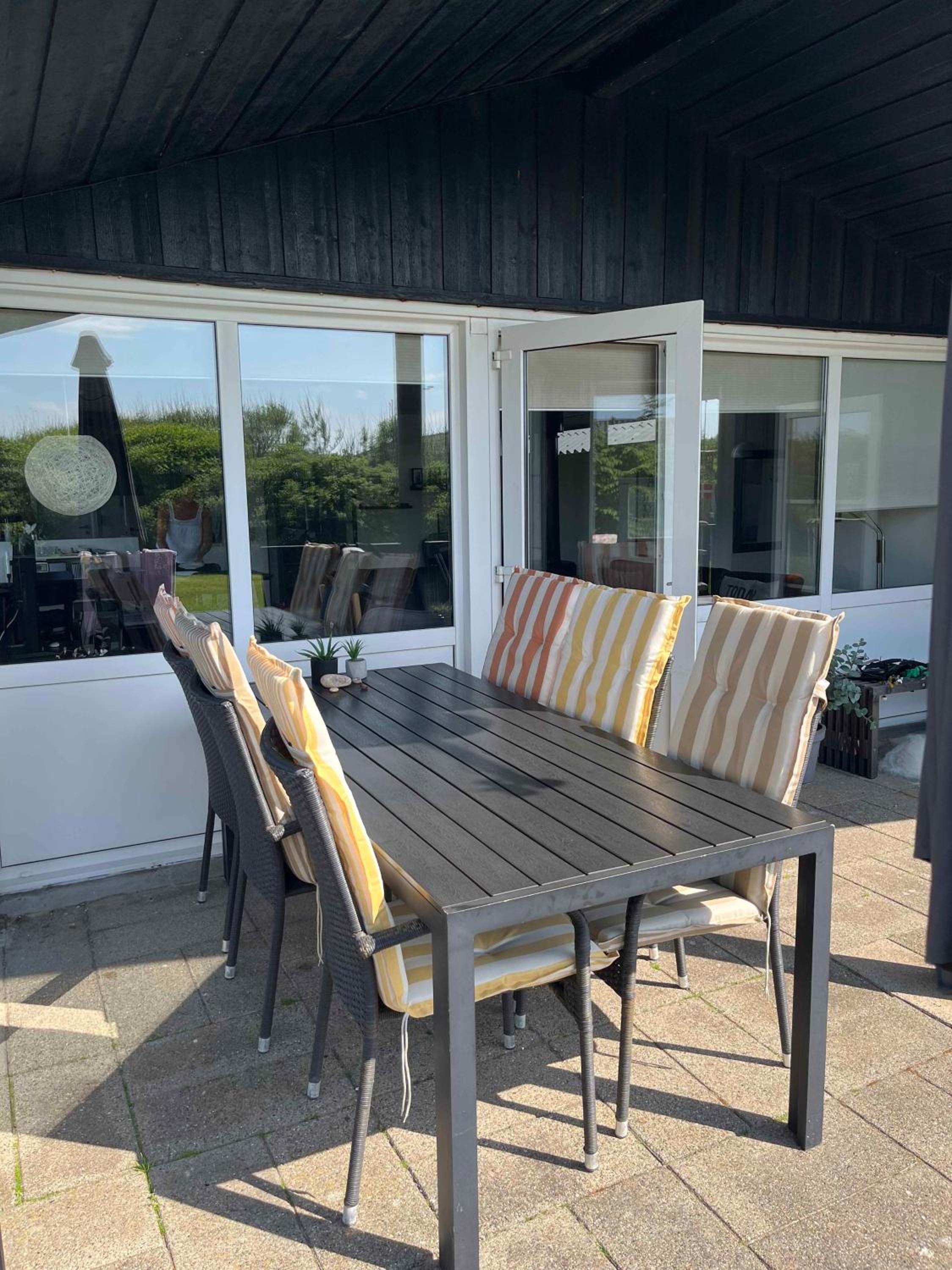 Holiday Home, Close To Child-Friendly Sandy Beach view 3